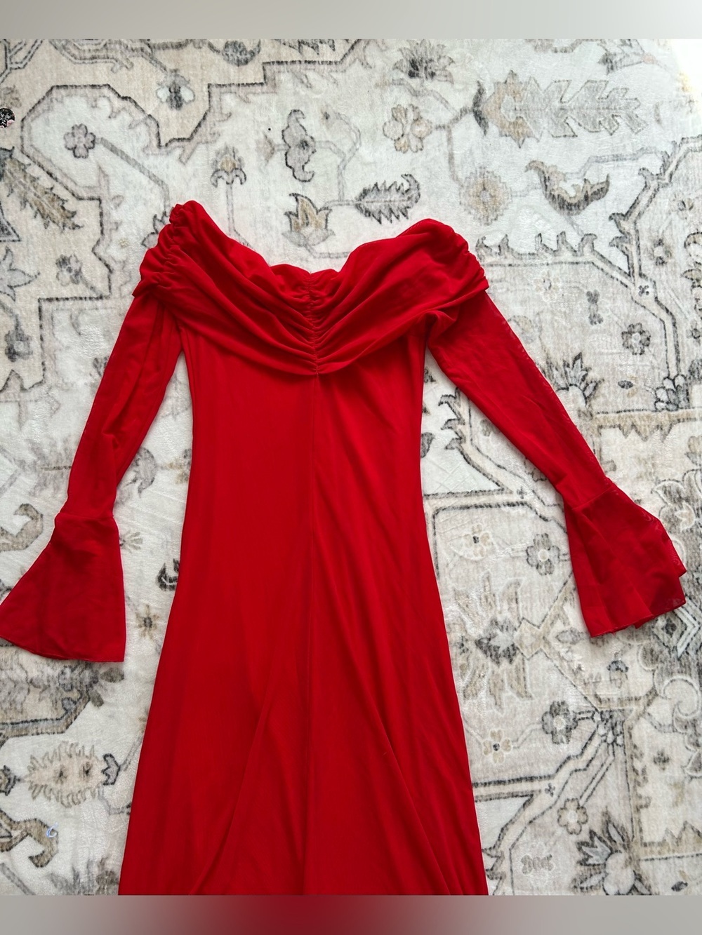 NEW KUTUMAI Off-Shoulder Red Long-Sleeve Maxi Dress with Fluted Cuffs stretch - Picture 4 of 9